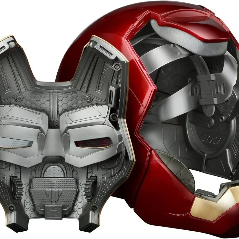 Marvel Legends Series Iron Man Electronic Helmet - Picture 4 of 14